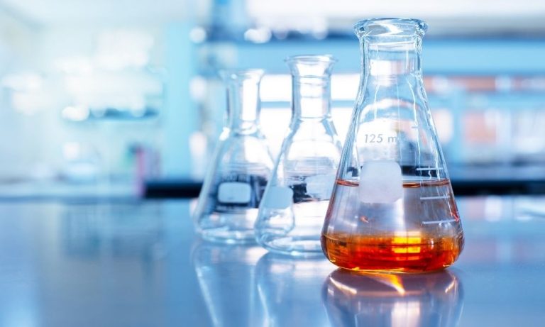 Crucial Things to Remember When Buying Chemicals for Laboratory Online